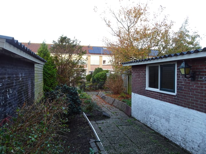 Foto 18 van Van Goghstraat 8