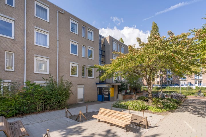 Photo 1 of H.J.M. Walenkampstraat 79