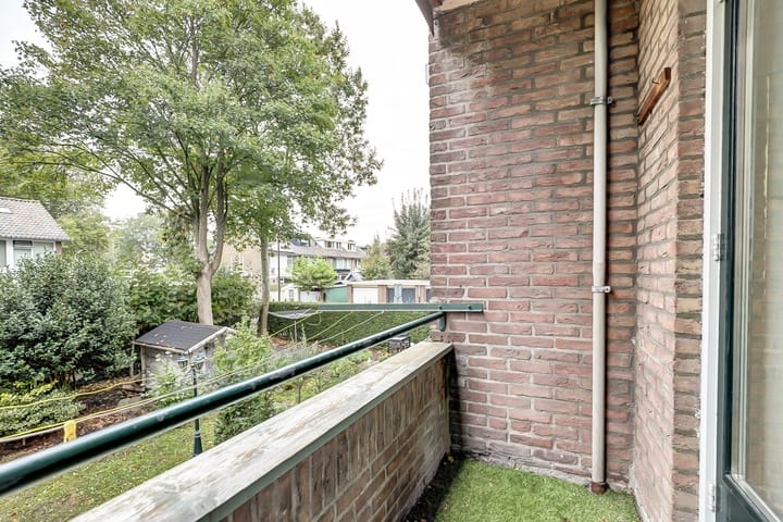 Foto 5 van Juliana van Stolberglaan 48