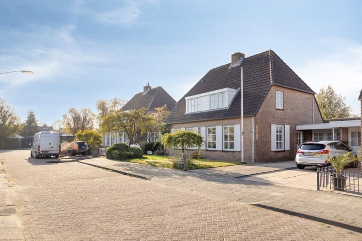 Foto 42 van Cees van Gendlaan 7