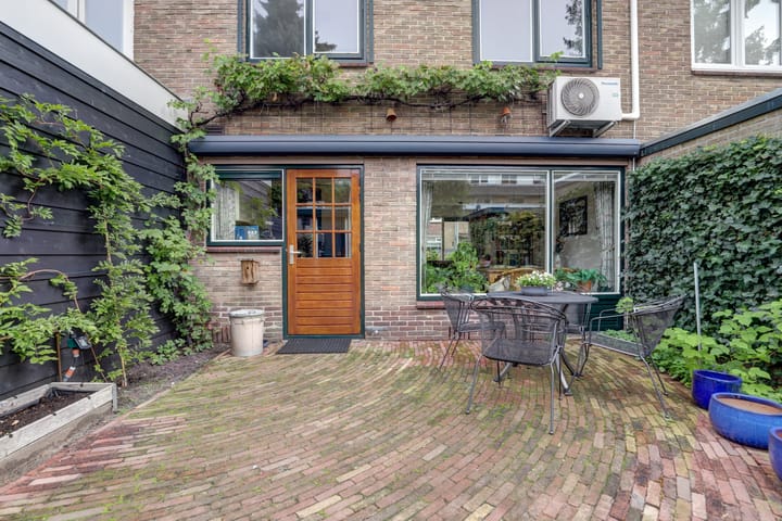 Foto 24 van Joost Banckertstraat 7