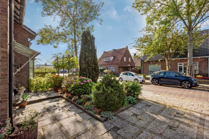 Foto 35 van Molenstraat 174