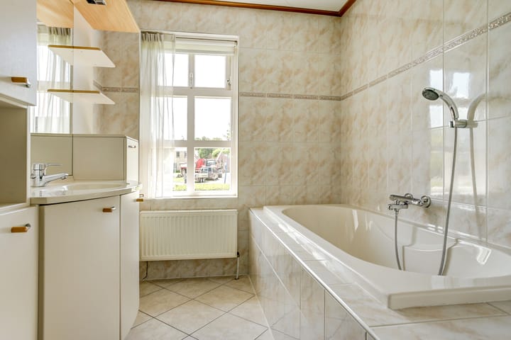 Photo 23 of Kromme Warren 42