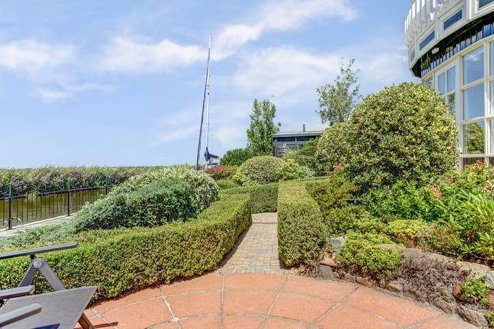 Photo 40 of Kromme Warren 42