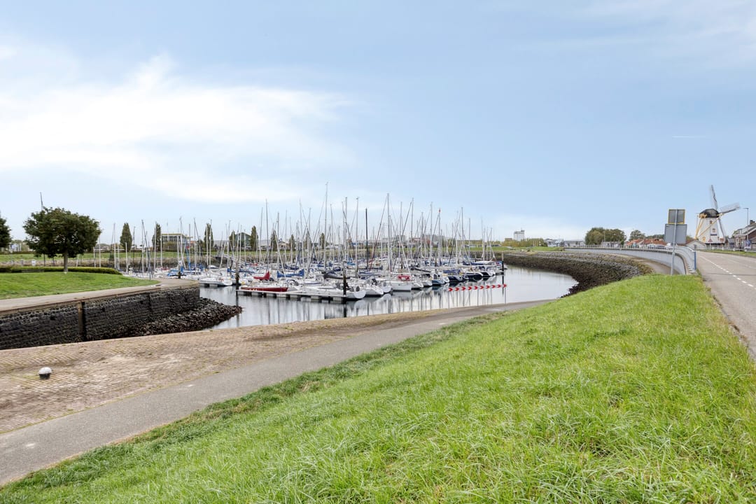 Foto 1 van Westelijke Kanaalweg 31-C