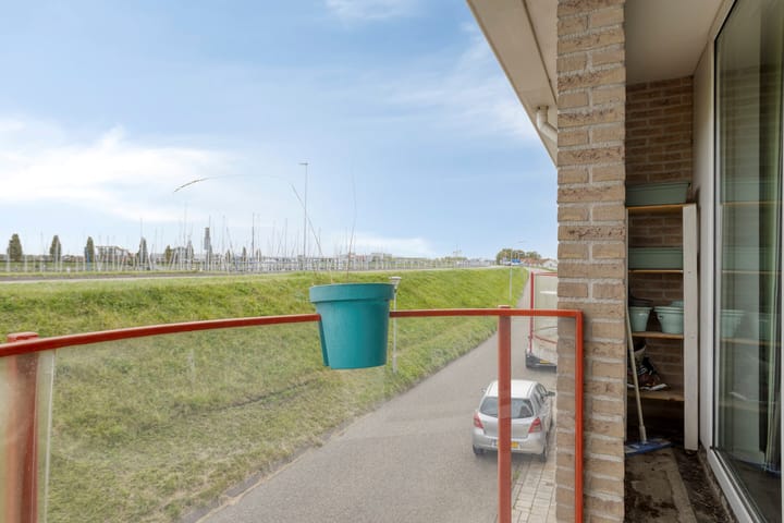 Foto 8 van Westelijke Kanaalweg 31-C