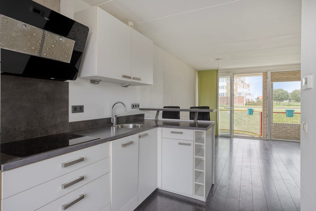 Foto 11 van Westelijke Kanaalweg 31-C