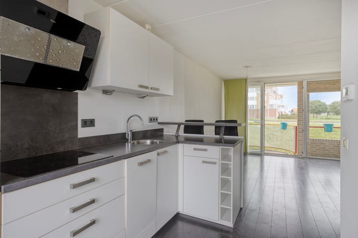 Foto 11 van Westelijke Kanaalweg 31-C