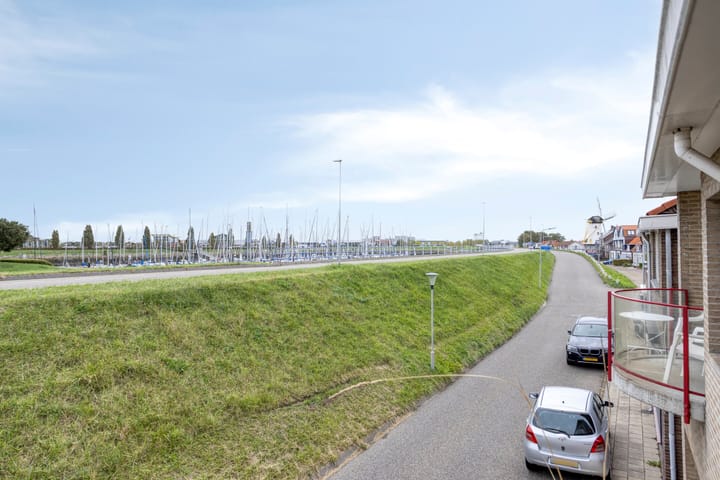 Foto 14 van Westelijke Kanaalweg 31-C