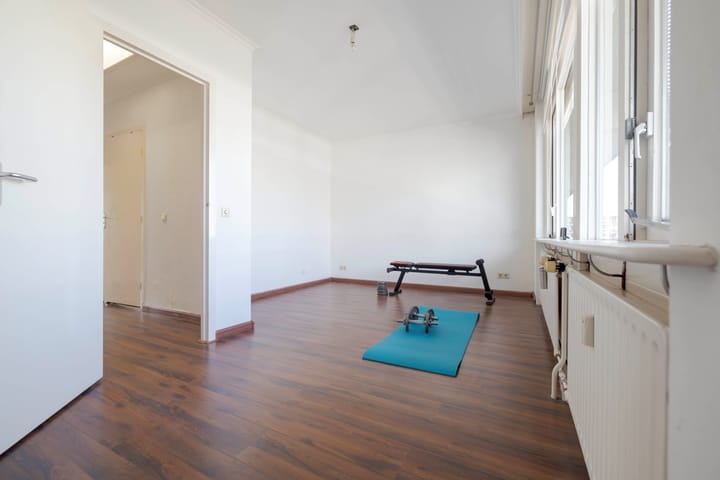 Photo 5 of Hanzestraat 126