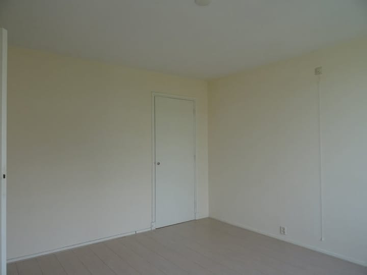 Photo 15 of Diepenbrocklaan 73