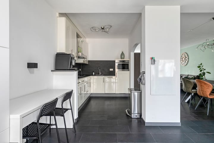 Photo 13 of Aziëlaan 55