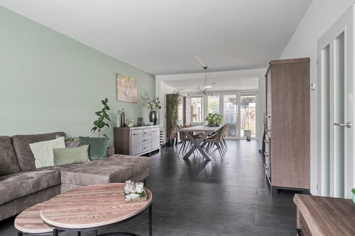 Photo 16 of Aziëlaan 55