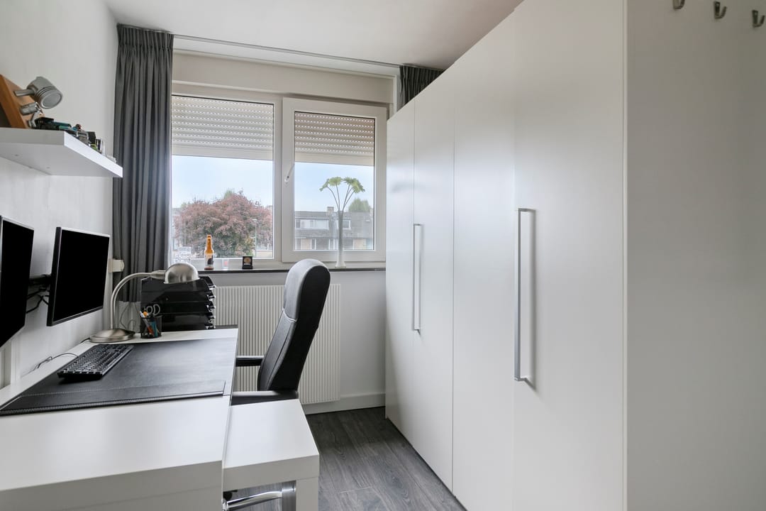 Photo 22 of Aziëlaan 55