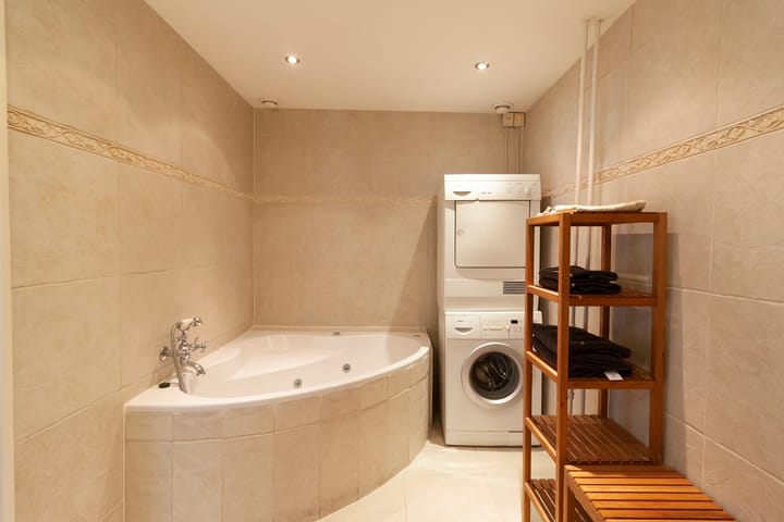 Foto 11 van Kostverlorenhof 109