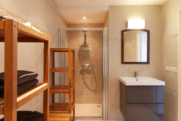 Foto 13 van Kostverlorenhof 109