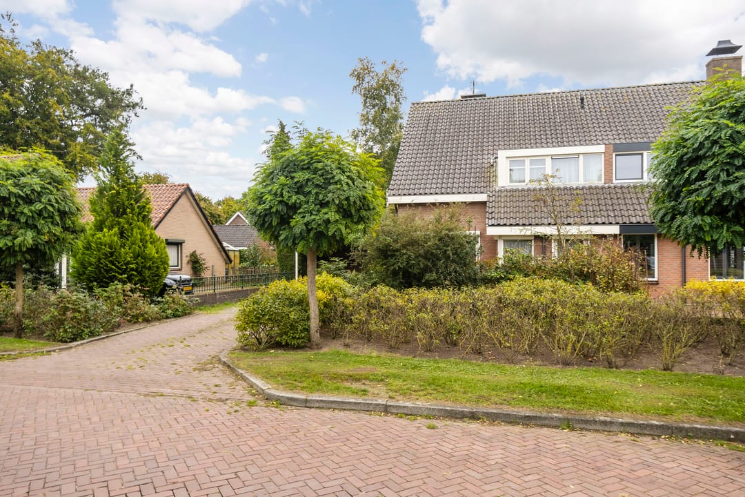 Photo 32 of Acacialaan 8