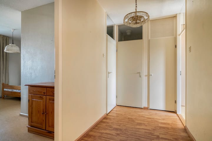 Photo 12 of Haringvlietstraat 191