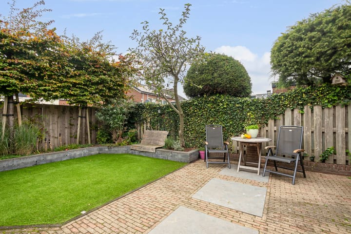 Foto 3 van van den Berghweg 8