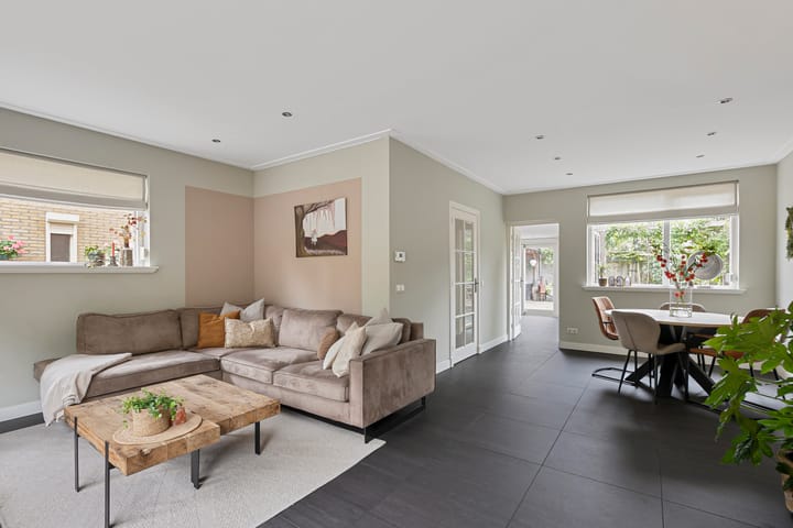 Foto 4 van van den Berghweg 8