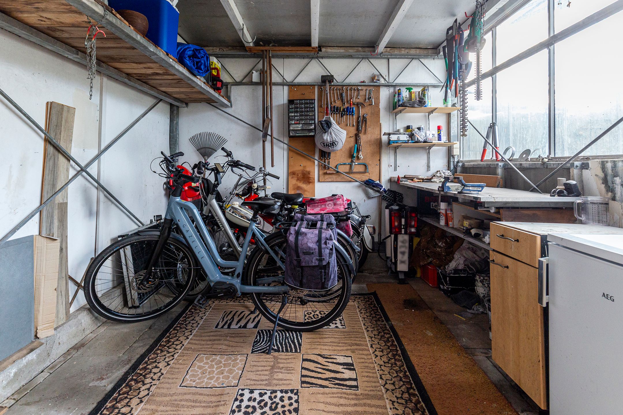 Photo 21 of Prins Hendrikstraat 75