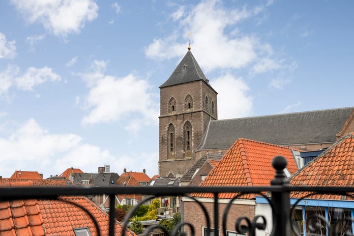 Foto 32 van Buiten Hofstraat 55