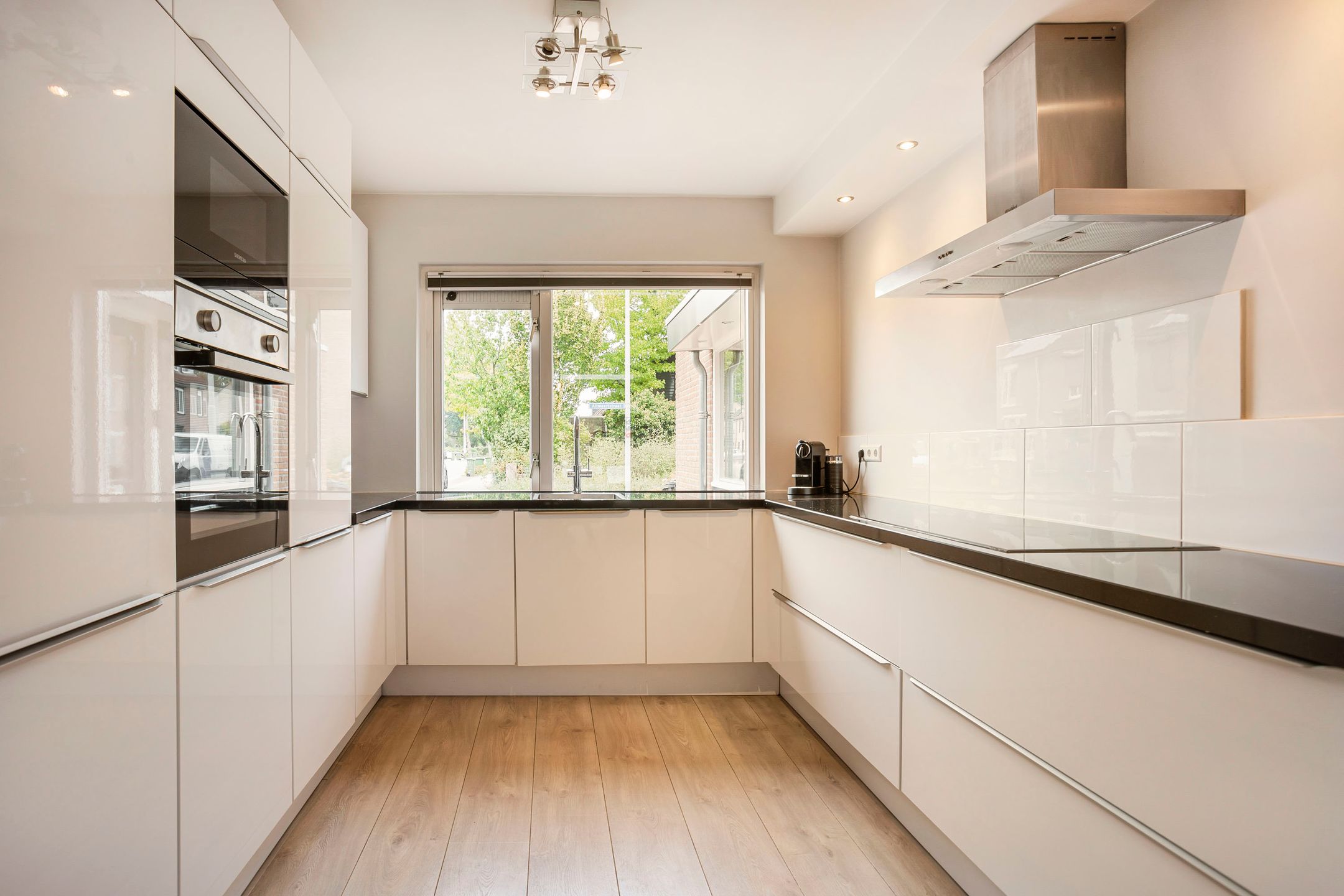 Foto 15 van Altweertstraat 2