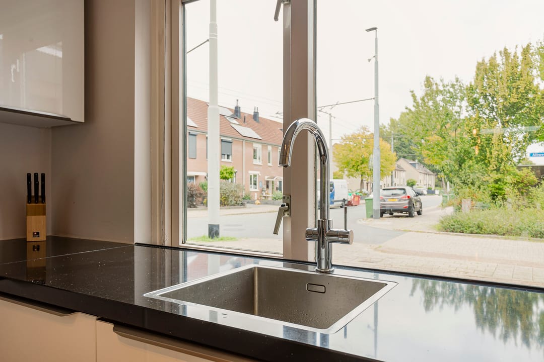 Foto 16 van Altweertstraat 2