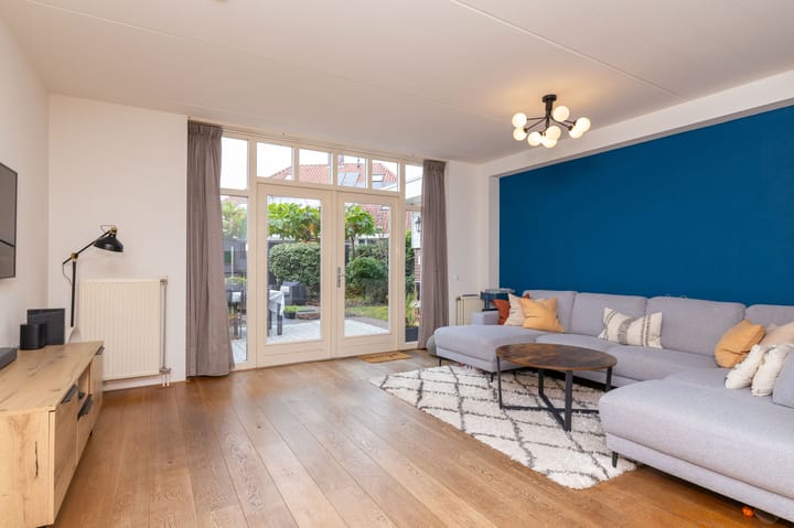 Photo 12 of Mari Andriessenhof 24