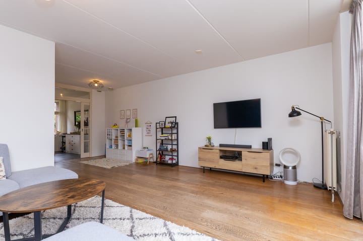 Photo 15 of Mari Andriessenhof 24