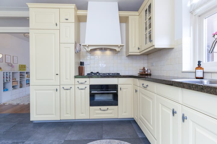 Photo 23 of Mari Andriessenhof 24