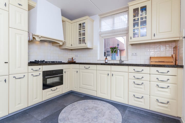 Photo 25 of Mari Andriessenhof 24