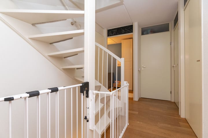 Photo 26 of Mari Andriessenhof 24