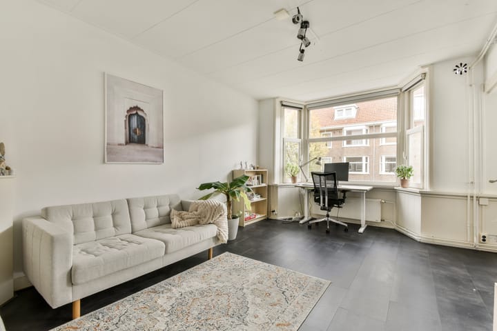 Foto 3 van Van Walbeeckstraat 87-2