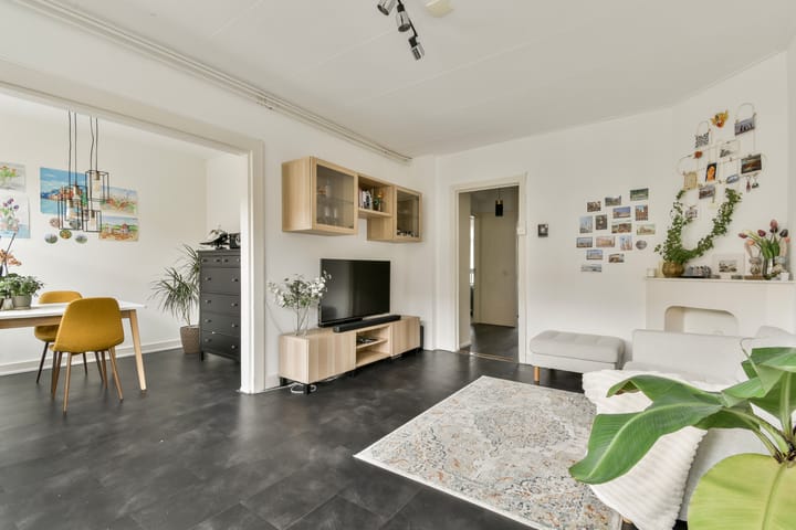 Foto 4 van Van Walbeeckstraat 87-2