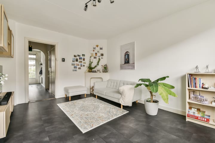 Foto 2 van Van Walbeeckstraat 87-2