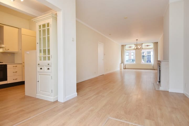 Foto 7 van Van Loostraat 98