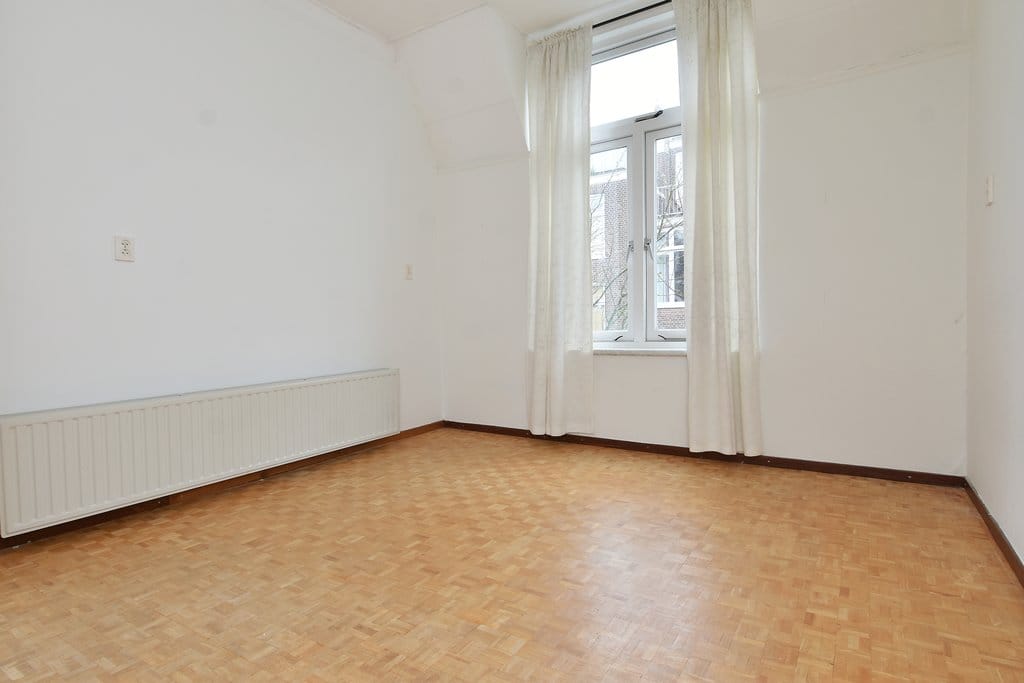 Photo 15 of Van Loostraat 98