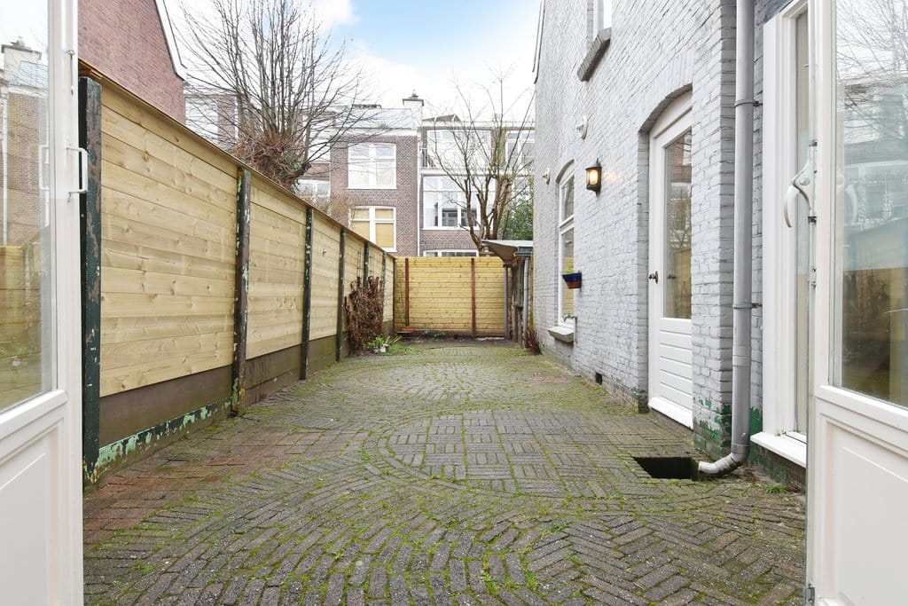 Photo 17 of Van Loostraat 98