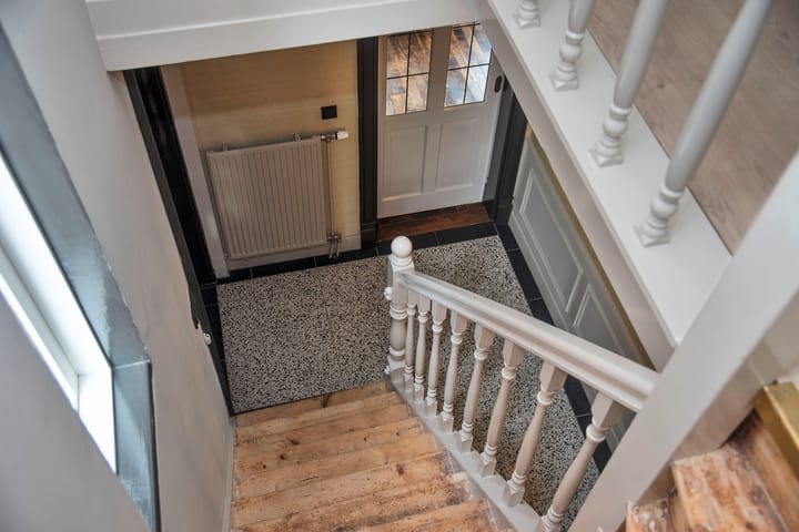 Foto 19 van Niasstraat 13