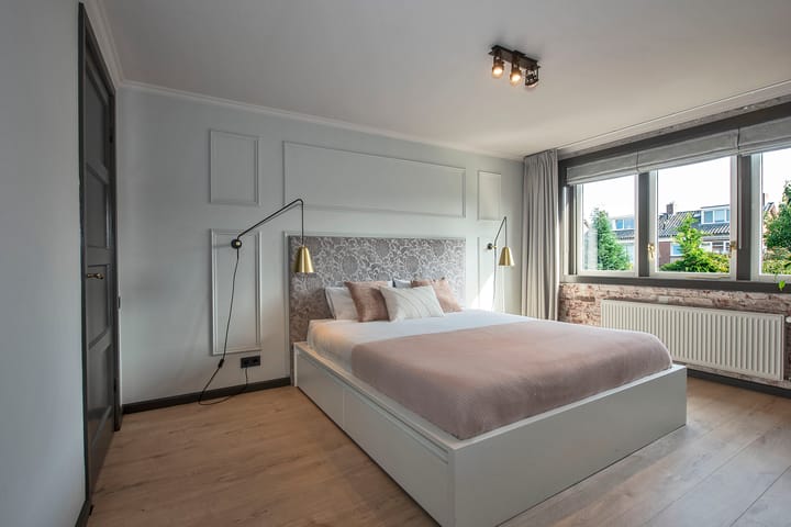 Foto 24 van Niasstraat 13