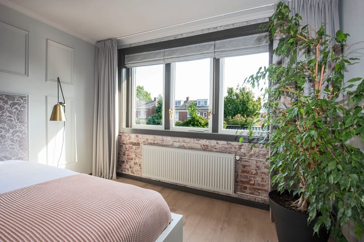 Foto 25 van Niasstraat 13