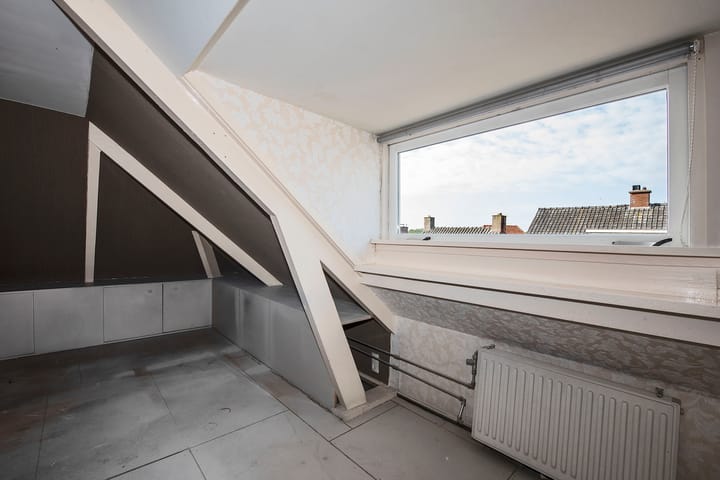 Foto 38 van Niasstraat 13