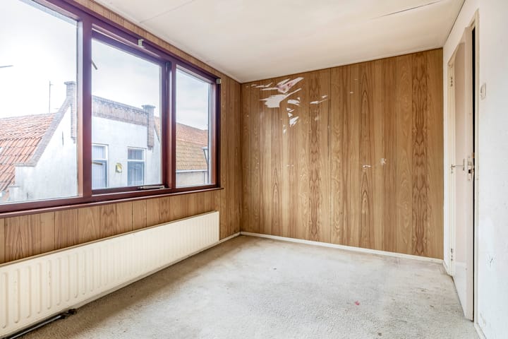 Photo 4 of Oranjestraat 11