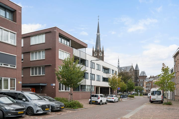 Emmaplein 17
