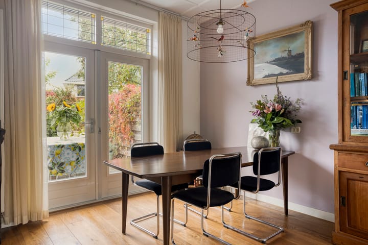 Photo 5 of Van Calcarstraat 25