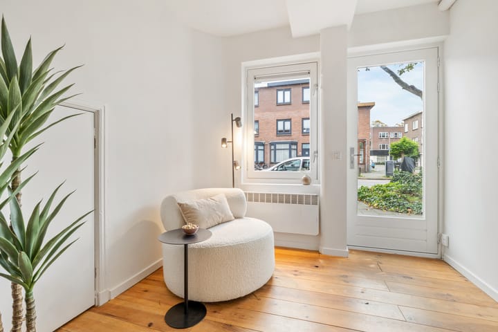 Foto 4 van Laan van Nieuw-Guinea 103