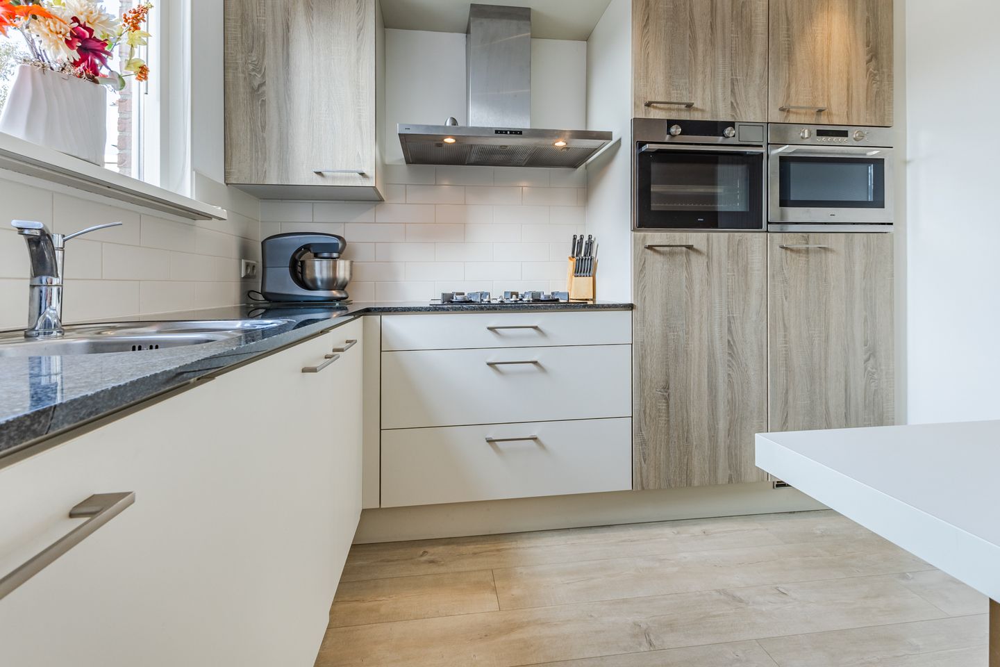 Photo 5 of Lisdodde 40