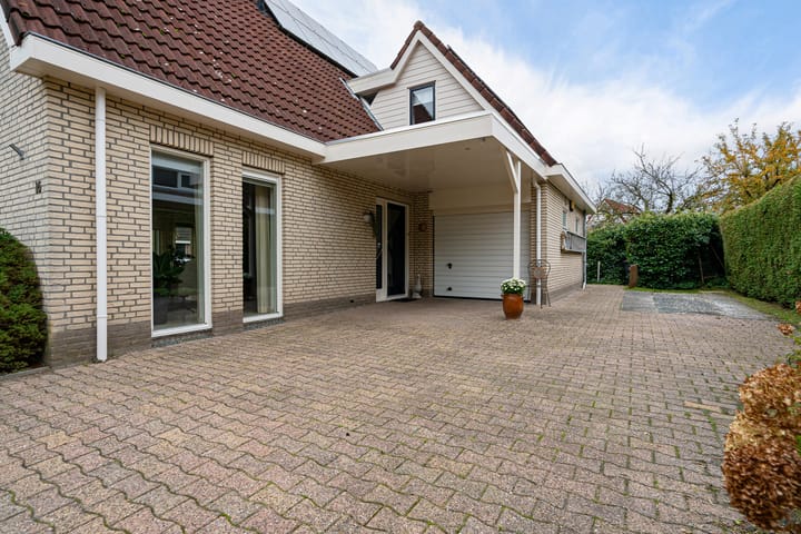 Foto 6 van Smaragdstoep 16