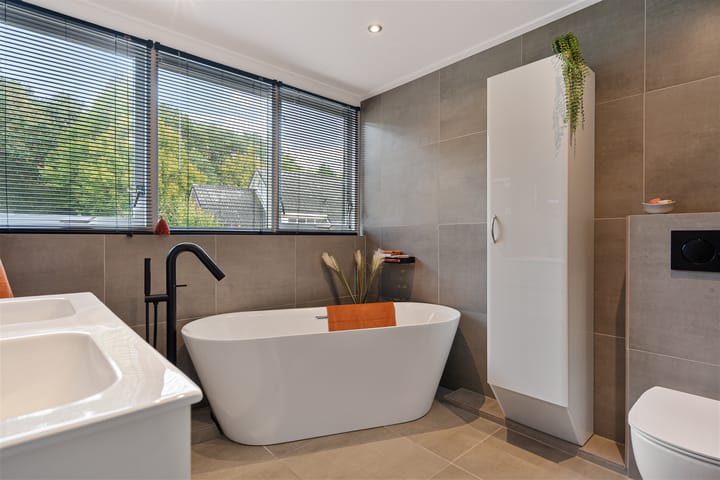 Foto 24 van Smaragdstoep 16